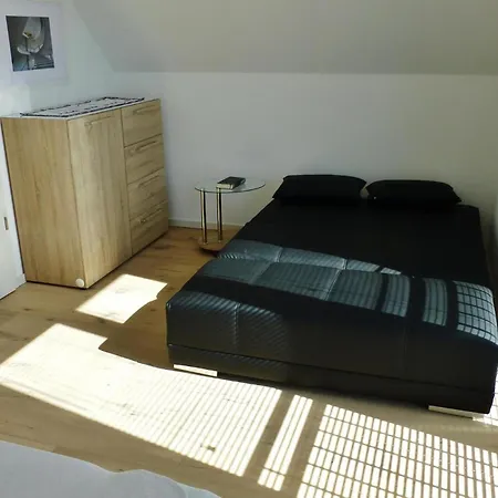 Kapitaenshausseeadler 28 *